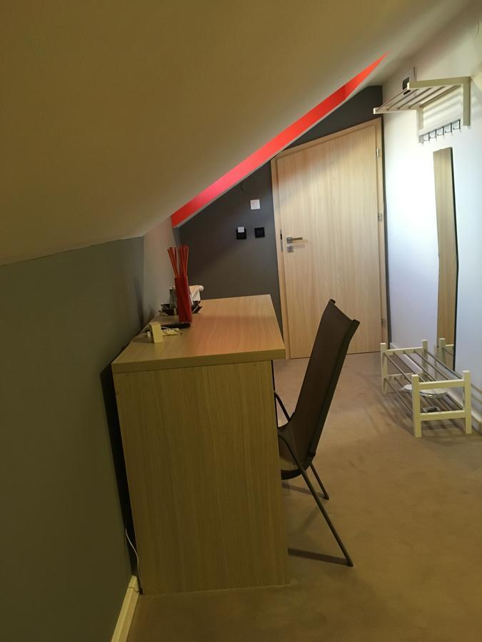Net Hotel ปีเตช ภายนอก รูปภาพ