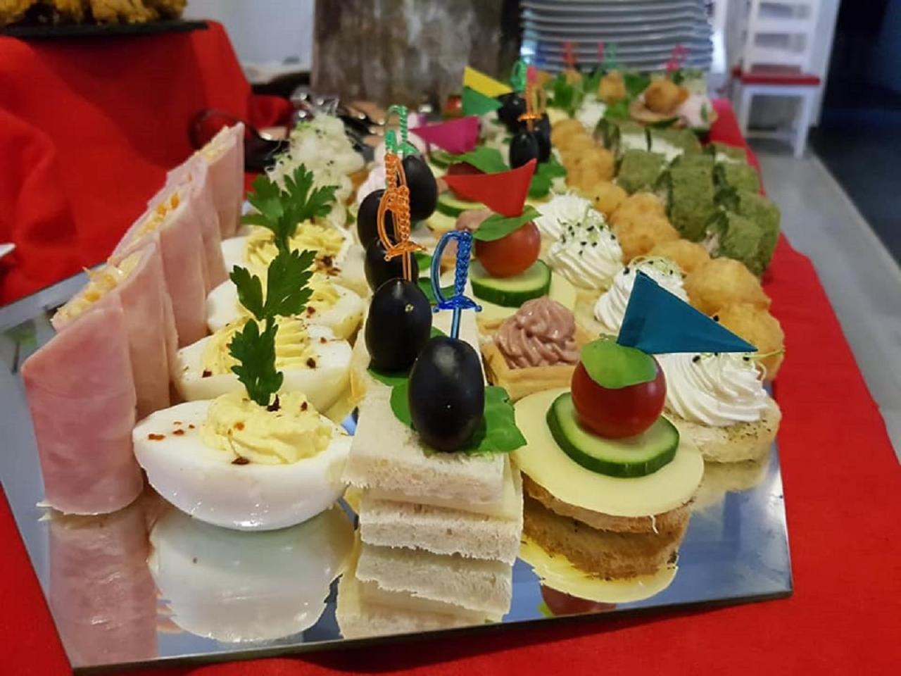 Net Hotel ปีเตช ภายนอก รูปภาพ